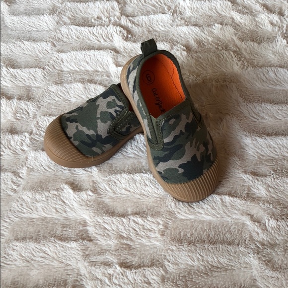 Cat & Jack Other - 🛍2/$10 Camo Toddler Shoes